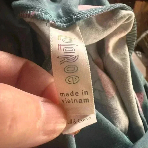 Lularoe TC dark sage green leggings. Graphic pattern OG designer Patrick fit - Picture 4 of 5